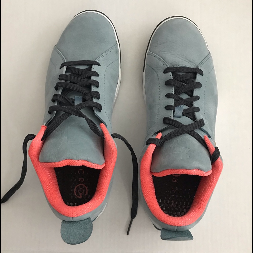 Under Armour Mens Athletic Suede Shoes